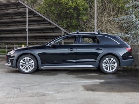 Used 2020 Audi A4 2.0T allroad Premium w/ Convenience Package image 2