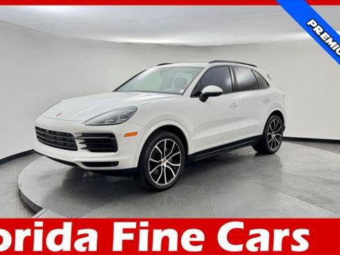 Used 2019 Porsche Cayenne AWD/4WD image 1