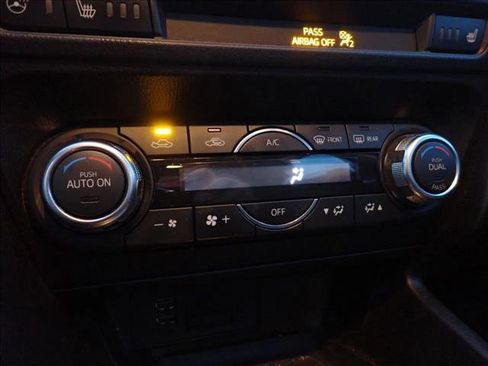 Used 2017 MAZDA MAZDA3 Grand Touring w/ Premium Equipment Package image 16