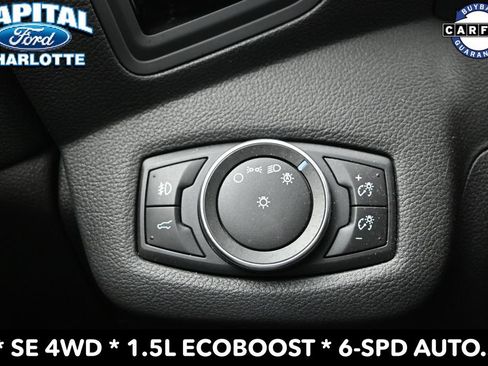 Used 2017 Ford Escape SE w/ Equipment Group 201A AWD/4WD image 17