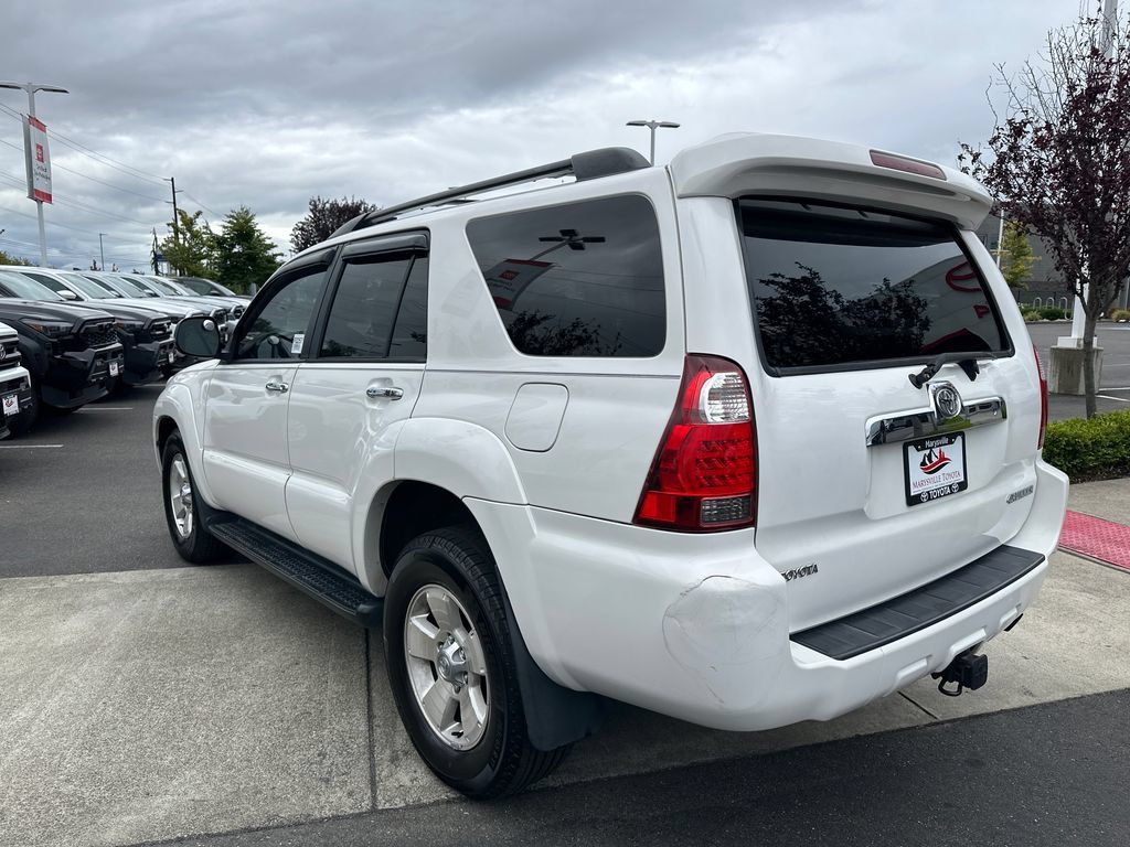 Used 2006 Toyota 4Runner SR5 RWD image 3