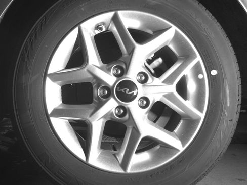 Used 2025 Kia Soul FWD image 14