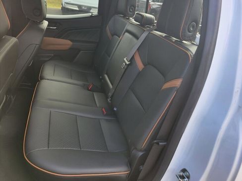 Used 2023 GMC Canyon AT4 w/ AT4 Premium Package image 26