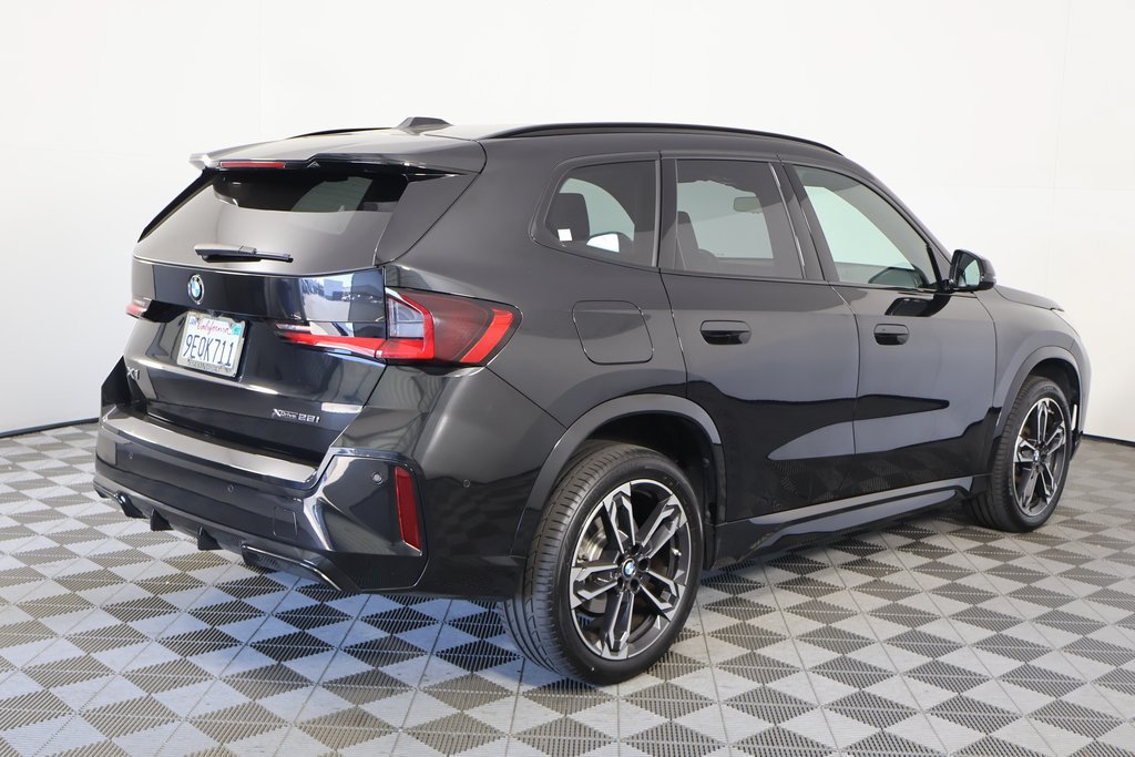 Certified 2023 BMW X1 xDrive28i w/ M Sport Package AWD/4WD image 4