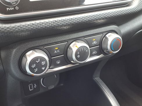 Used 2024 Nissan Kicks S FWD image 19
