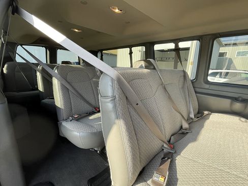 Used 2025 Chevrolet Express 3500 LT w/ LT Preferred Equipment Group RWD image 14