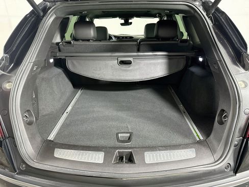Used 2020 Cadillac XT5 Premium Luxury AWD/4WD image 26