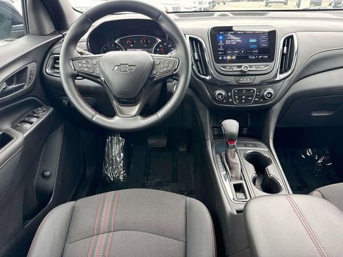 Used 2023 Chevrolet Equinox RS FWD image 15