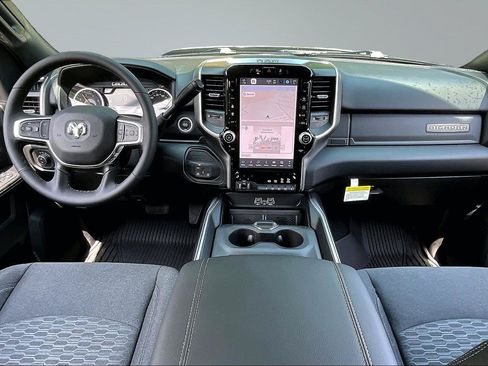 New 2026 RAM 2500 Big Horn AWD/4WD image 6