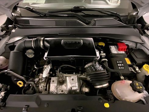 Used 2025 Jeep Compass Limited AWD/4WD image 10