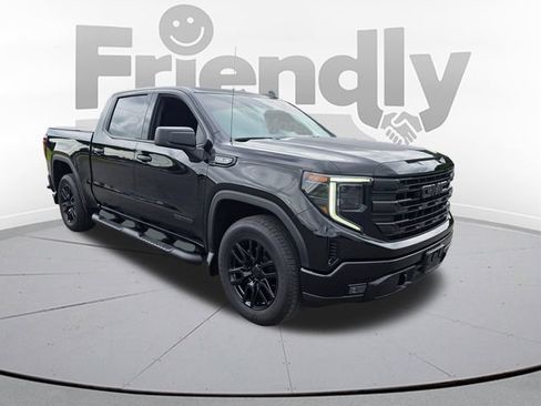 Used 2024 GMC Sierra 1500 Elevation w/ Preferred Package AWD/4WD image 3