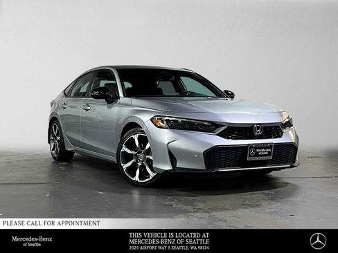 Used 2025 Honda Civic Sport Touring image 1