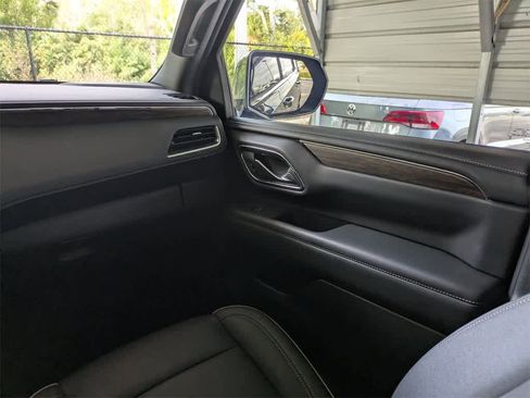 Used 2023 Chevrolet Tahoe Premier image 25