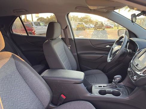 Certified 2023 Chevrolet Equinox LT w/ LPO, Floor Liner Package image 9