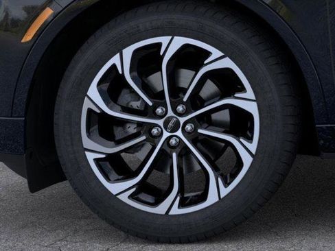 New 2026 Lincoln Nautilus Reserve image 19