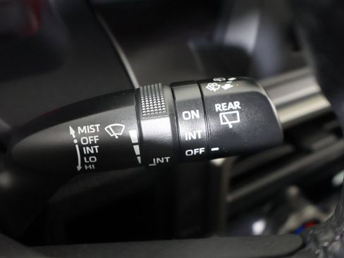 Used 2025 Toyota 4Runner SR5 image 39