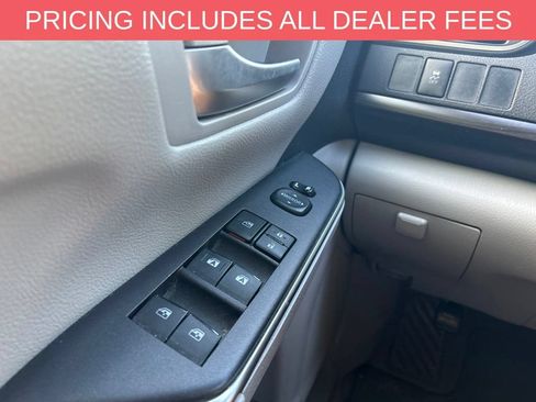 Used 2015 Toyota Camry LE FWD image 17