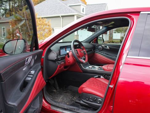 Used 2025 Genesis GV80 3.5T image 33