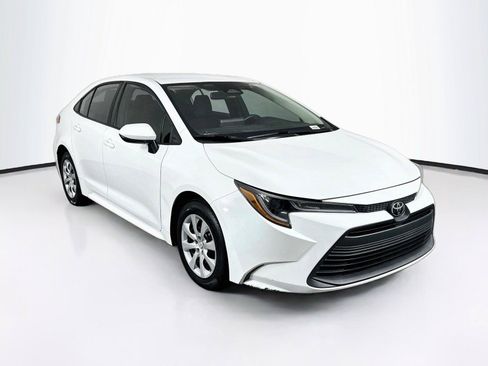 Certified 2024 Toyota Corolla LE FWD image 9