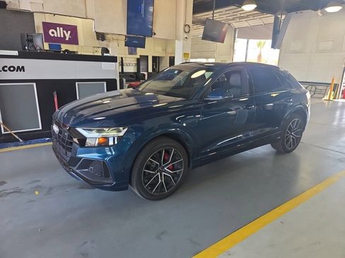 Used 2022 Audi Q8 Premium Plus AWD/4WD image 3