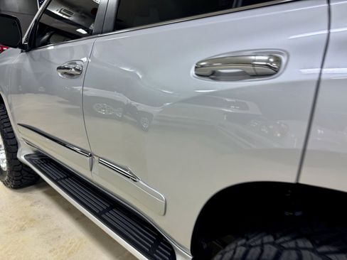 Used 2014 Lexus GX 460 w/ Premium Package image 19