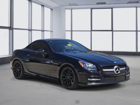 Used 2015 Mercedes-Benz SLK 350 image 3