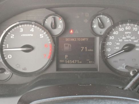 Used 2016 Toyota Tundra SR w/ Tow Package image 10