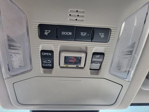 Used 2024 Toyota RAV4 Limited AWD/4WD image 20