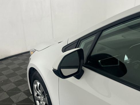 Used 2024 Toyota Corolla LE image 16