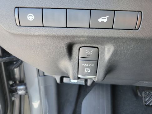 New 2025 Nissan Murano SV image 19