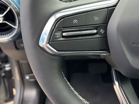 New 2026 Chevrolet Equinox EV LT image 19