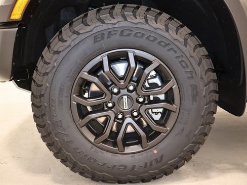 New 2025 Ford Ranger Raptor image 36