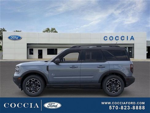 Used 2025 Ford Bronco Sport Outer Banks image 3