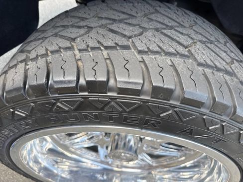 Used 2021 Chevrolet Suburban High Country image 57