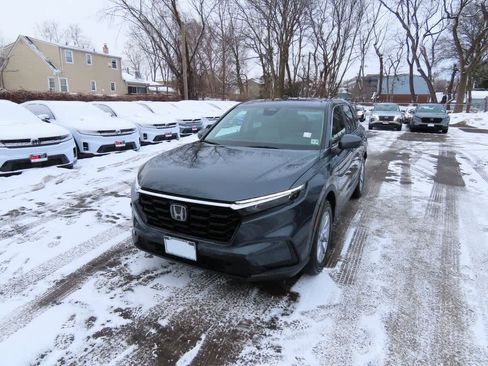 Used 2023 Honda CR-V EX image 1