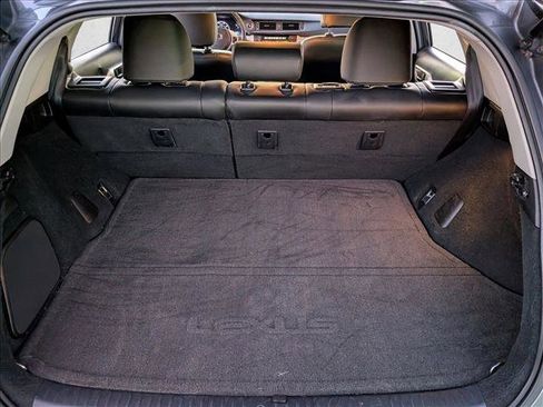 Used 2013 Lexus CT 200h Hybrid image 4