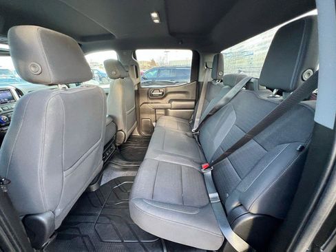 Used 2021 Chevrolet Silverado 1500 LT image 20