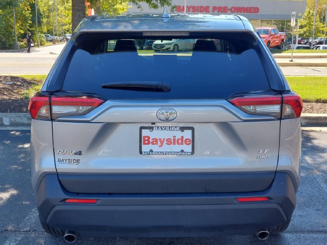 Used 2025 Toyota RAV4 LE AWD/4WD image 17