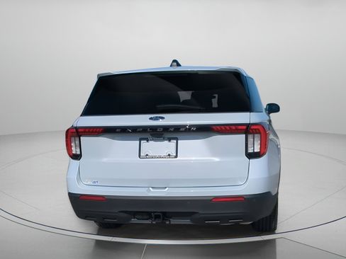 New 2026 Ford Explorer Active RWD image 28