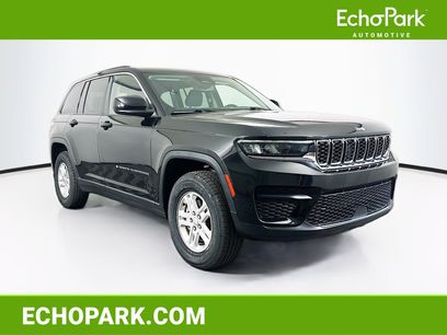 Used 2022 Jeep Grand Cherokee Laredo w/ Luxury Tech Group I