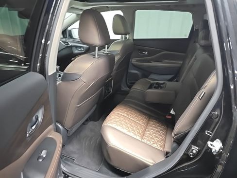 Used 2022 Nissan Murano Platinum w/ Cargo Package image 32