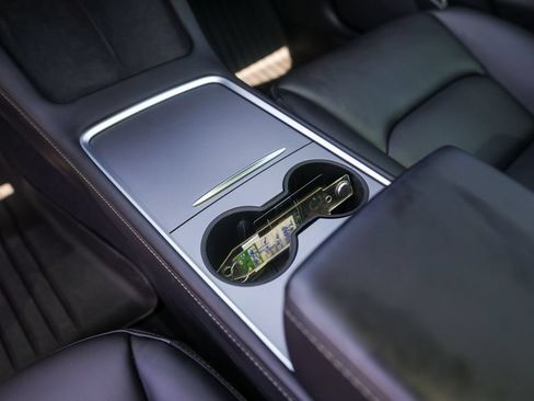 Used 2021 Tesla Model 3 Standard Range Plus RWD image 18