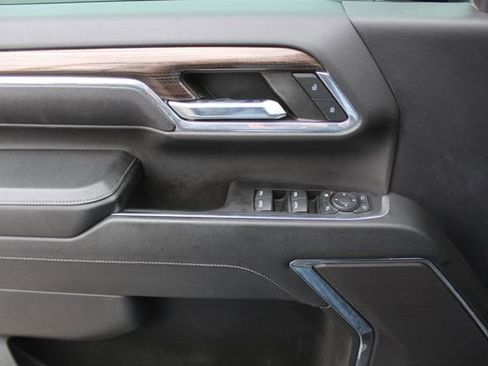 Used 2024 Chevrolet Silverado 2500 LT w/ All Star Edition AWD/4WD image 36