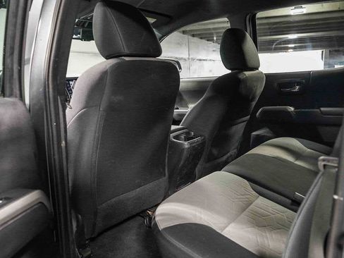 Used 2021 Toyota Tacoma TRD Off-Road image 20