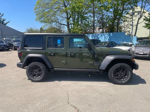 Used 2023 Jeep Wrangler Unlimited w/ Cold Weather Group AWD/4WD image 4