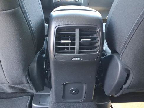 Used 2024 Ford Escape Active AWD/4WD image 16