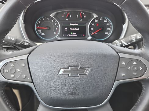 Used 2021 Chevrolet Traverse RS FWD image 24