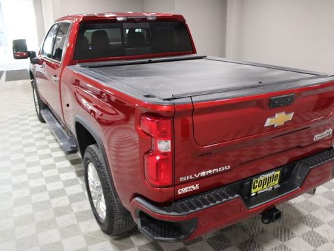 Used 2023 Chevrolet Silverado 2500 High Country AWD/4WD image 14