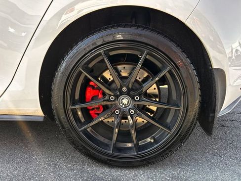 Used 2017 Volkswagen GTI Sport FWD image 31