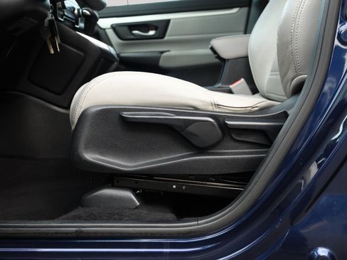 Used 2017 Honda CR-V LX image 14